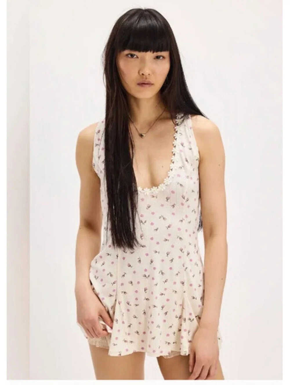 free people bali isnt it lovely flower-trimmed scoop neckline size L NWT